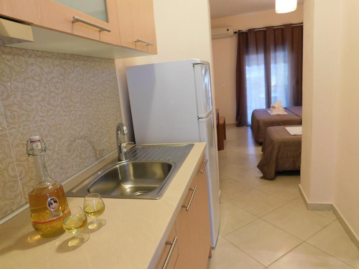 萨尔蒂Anna House 2公寓 外观 照片